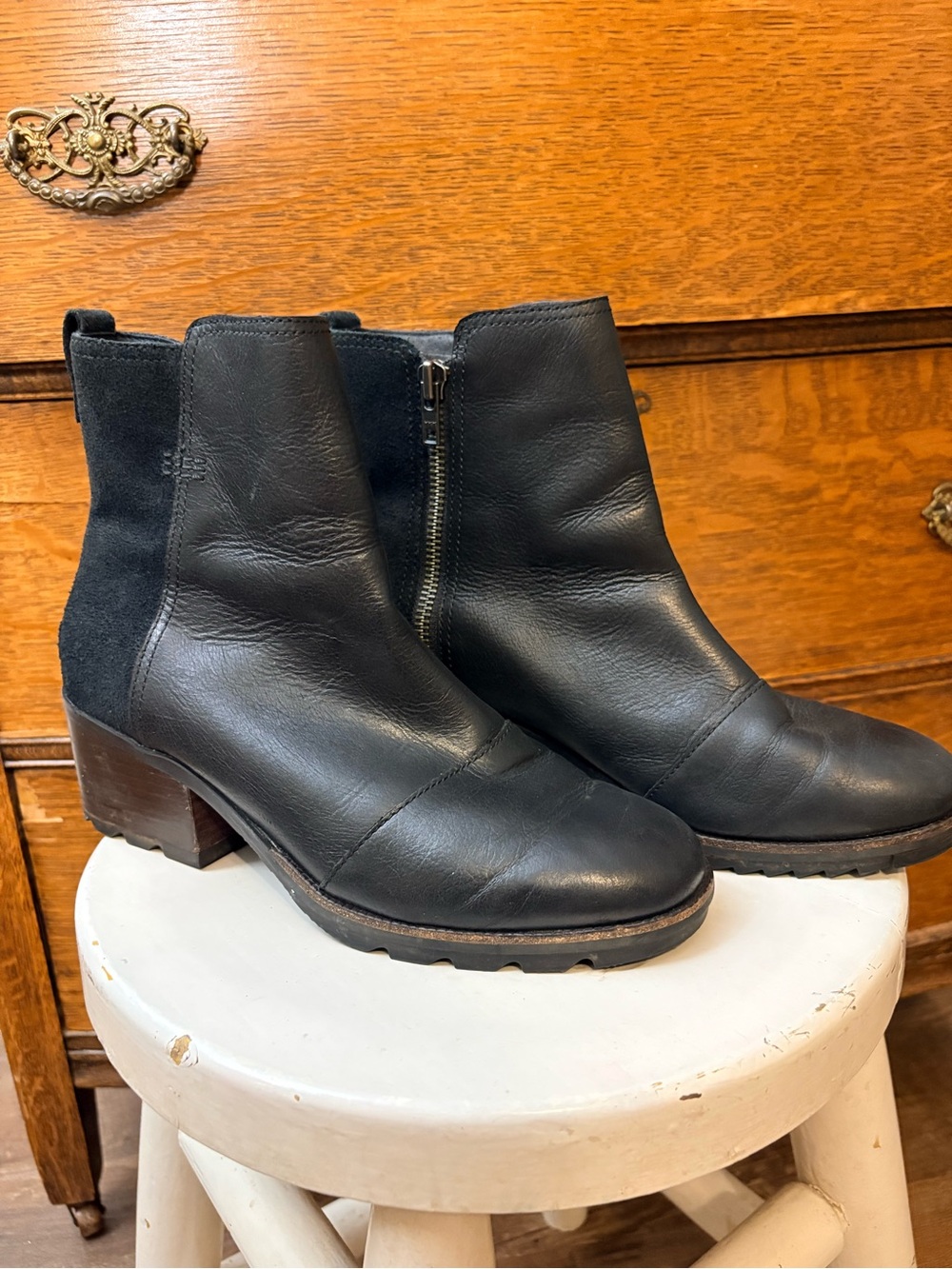 SOREL Cate Waterproof Leather Suede Ankle Booties Black NL3381 Size 9.5